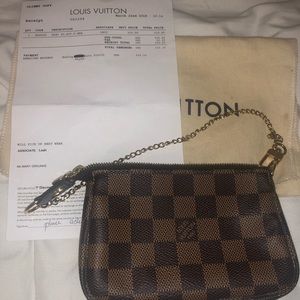 Louis Vuitton Mini Pochette